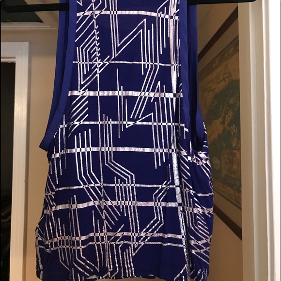 Blue and metallic top - Picture 2 of 2